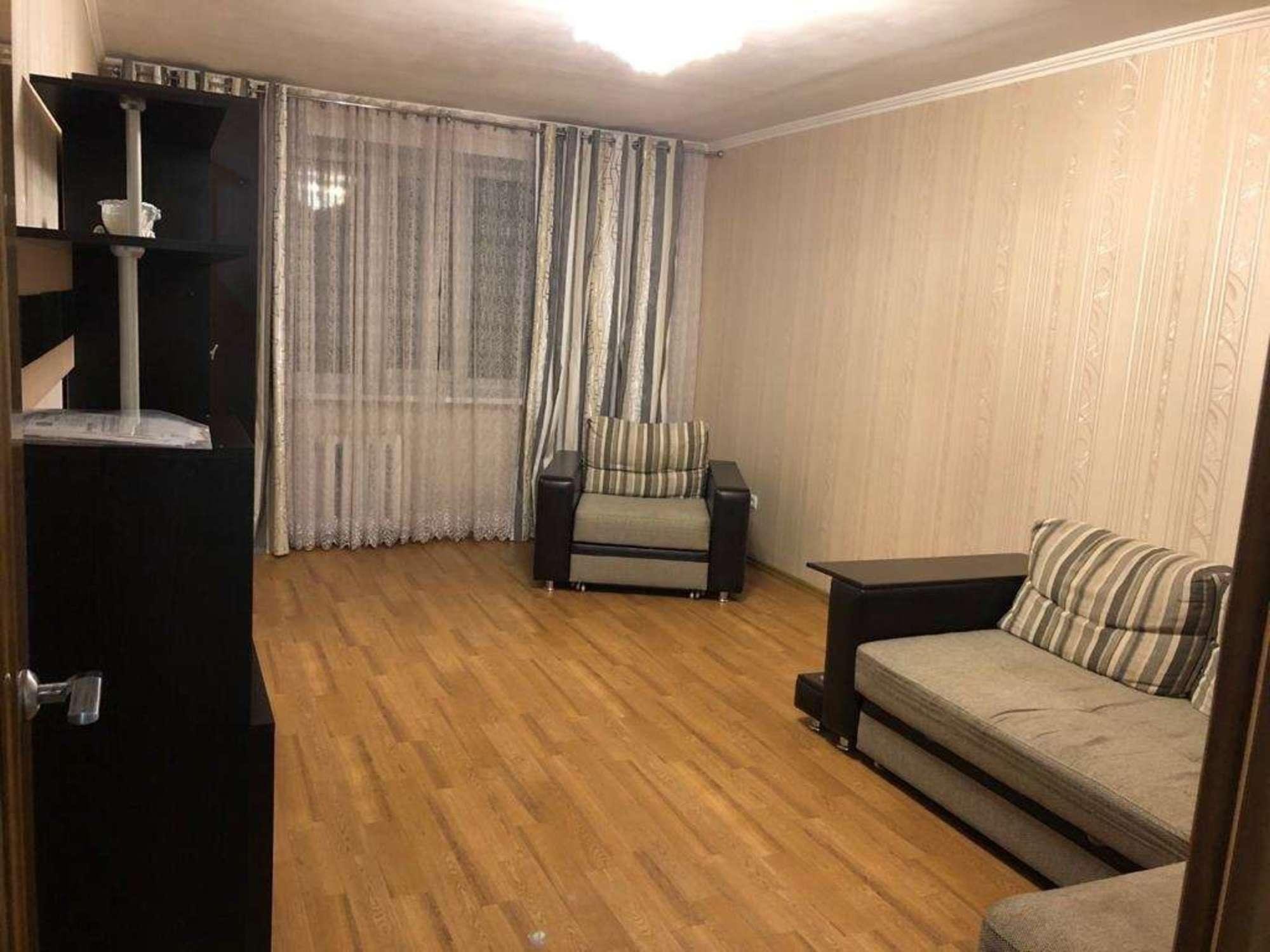 Сдать квартиру за 14 500 рублей на Красных Коммунаров улица, 20