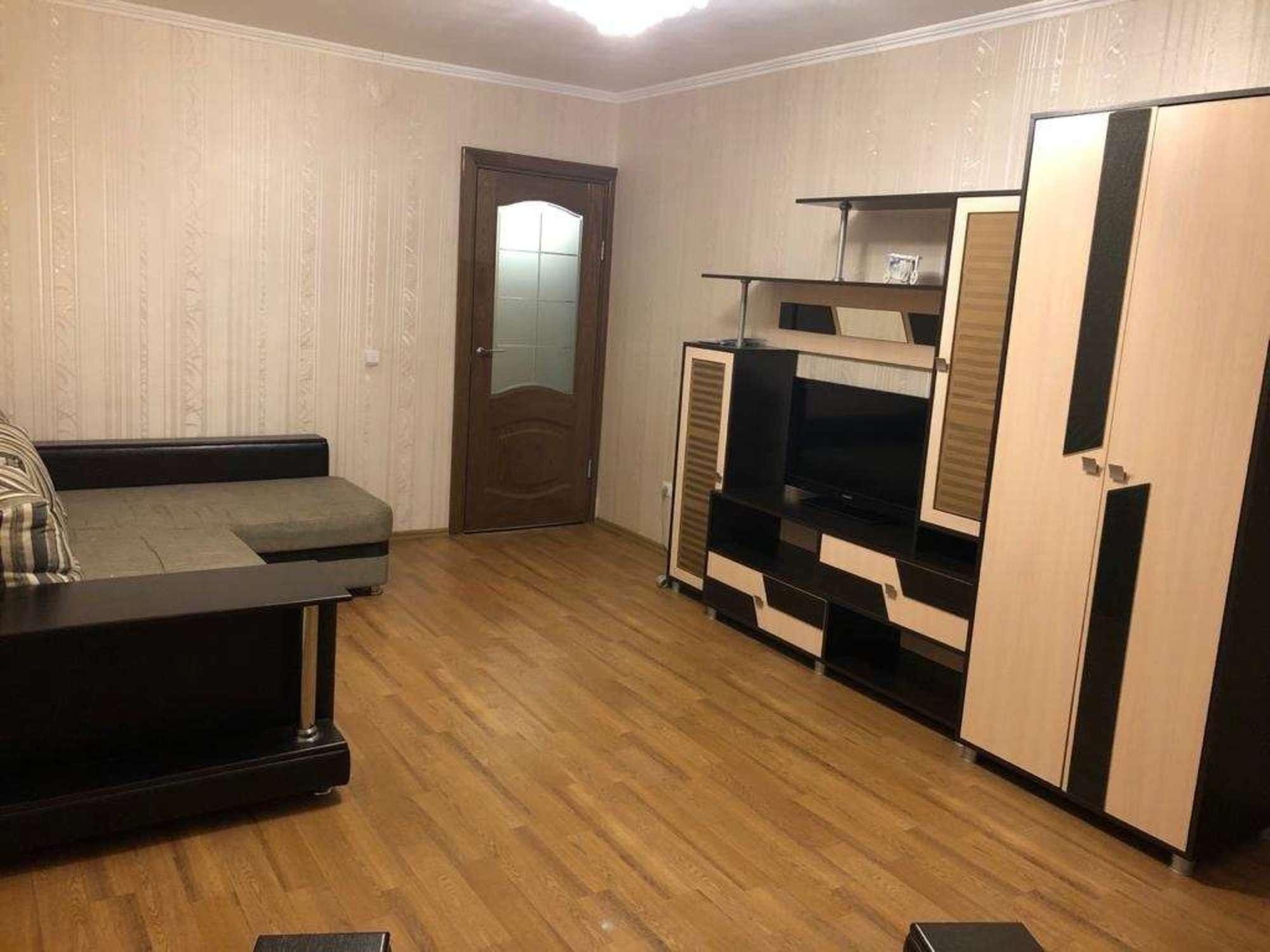 Сдать квартиру за 14 500 рублей на Красных Коммунаров улица, 20
