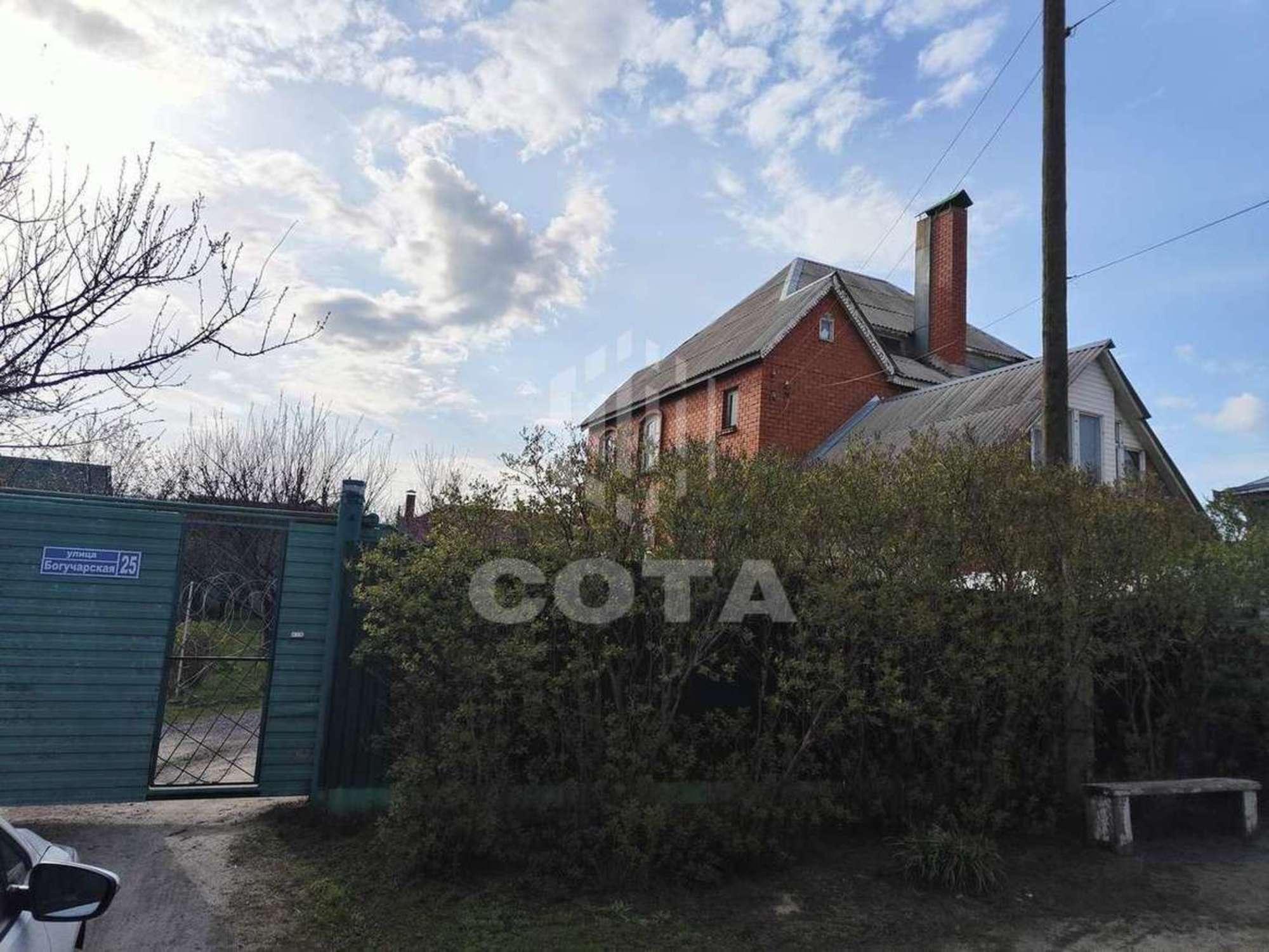 Купить дачу, дом, коттедж за 14 700 000 рублей на Богучарская улица, 25
