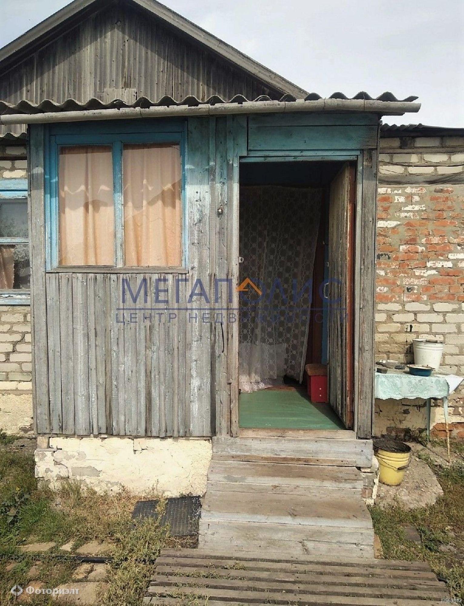 Купить дачу, дом, коттедж за 400 000 рублей на Коммунистическая ул
