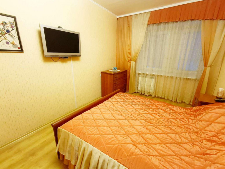 2-комн квартира Щорса улица, 51