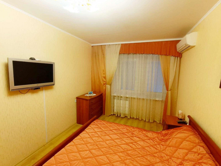 2-комн квартира Щорса улица, 51