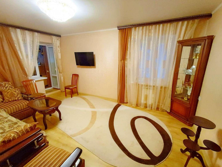 2-комн квартира Щорса улица, 51
