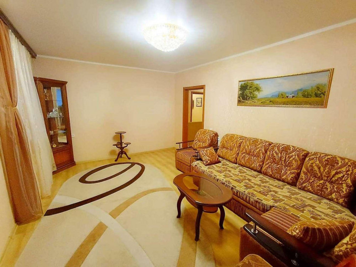 2-комн квартира Щорса улица, 51