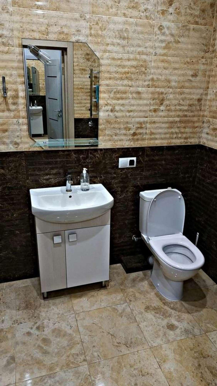 1-комн квартира Победы улица, 124