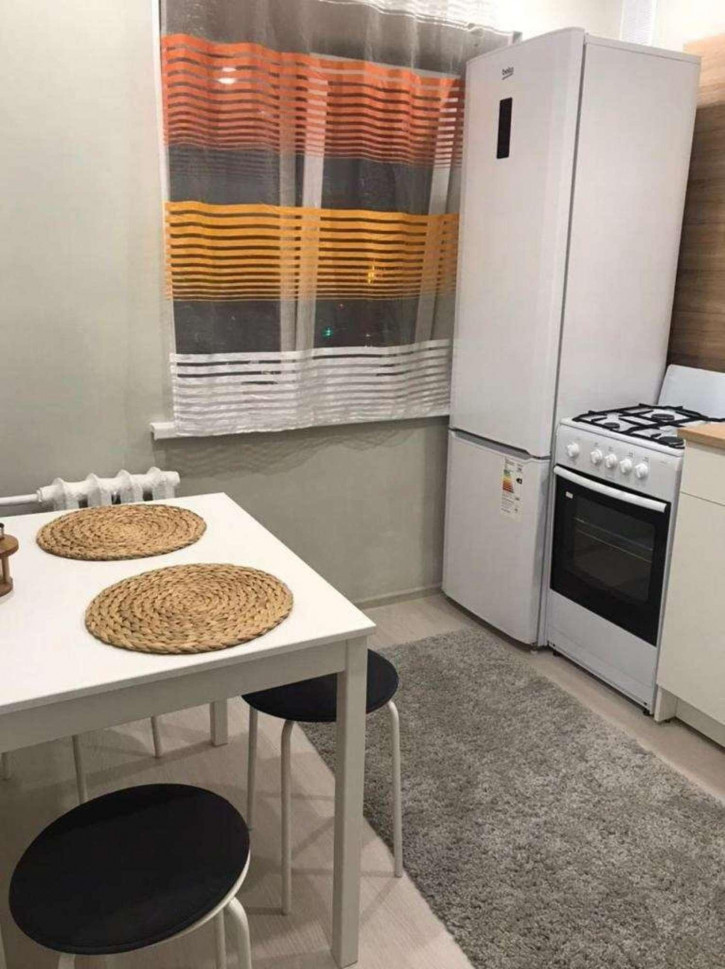 1-комн квартира Победы улица, 10