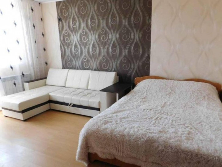 1-комн квартира Победы улица, 1