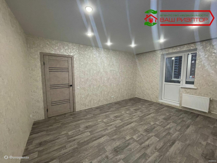 1-комн квартира Героев Отечества пр-кт, 4