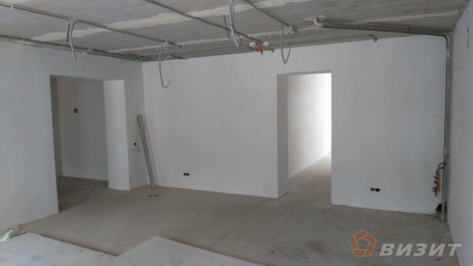 Сдать торговое помещение за 196 770 рублей на Металлистов улица, 53