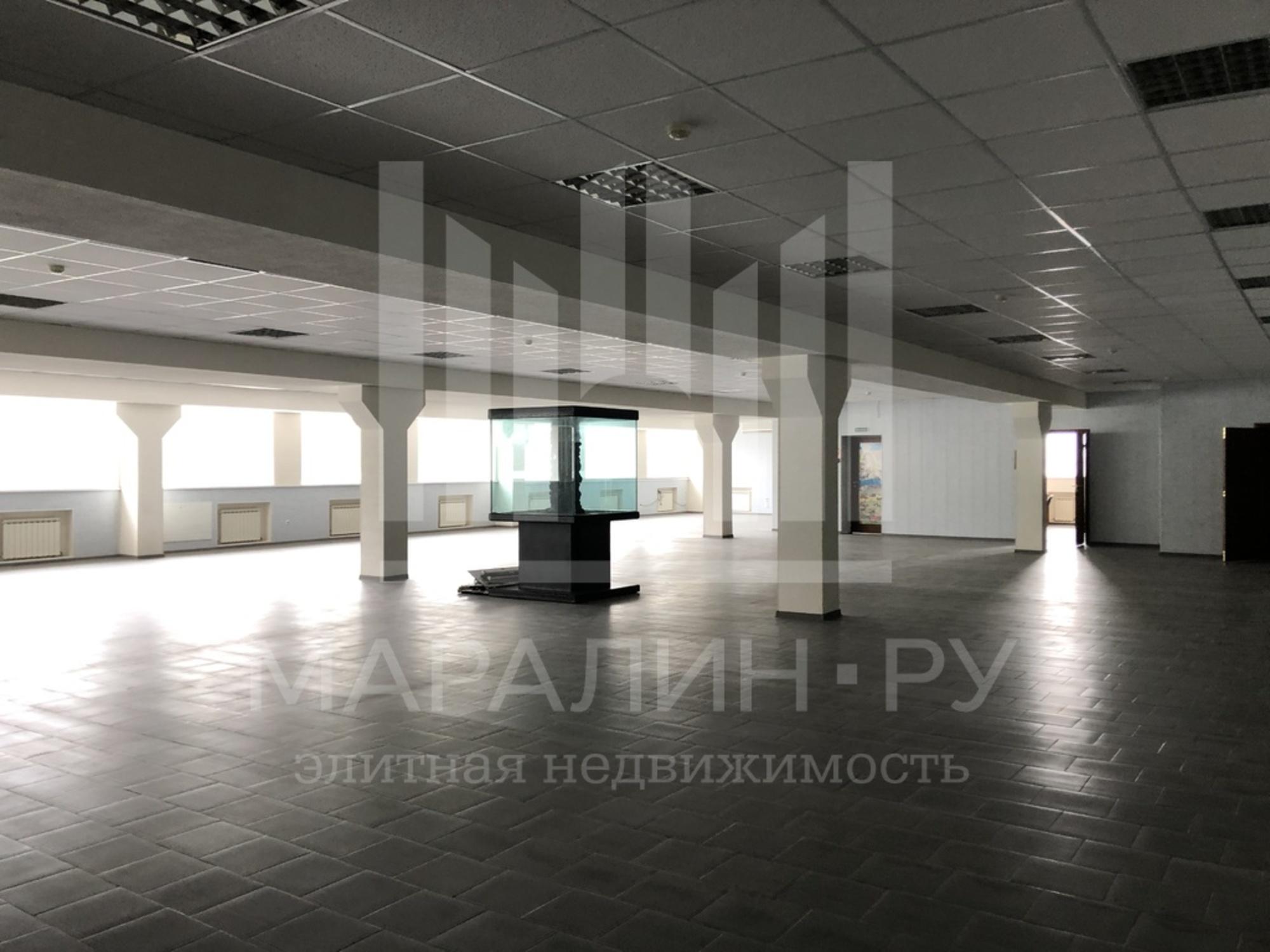 Сдать складское помещение за 265 000 рублей на Металлургическая, 12