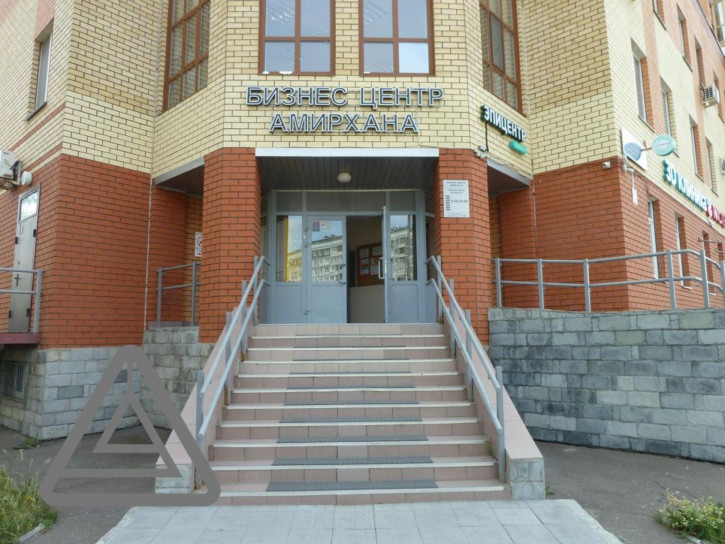 Офис Амирхана, 18
