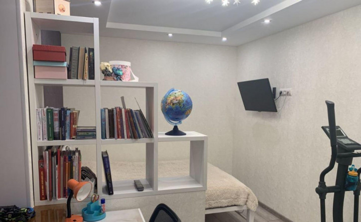3-комн квартира Гагарина ул, 27
