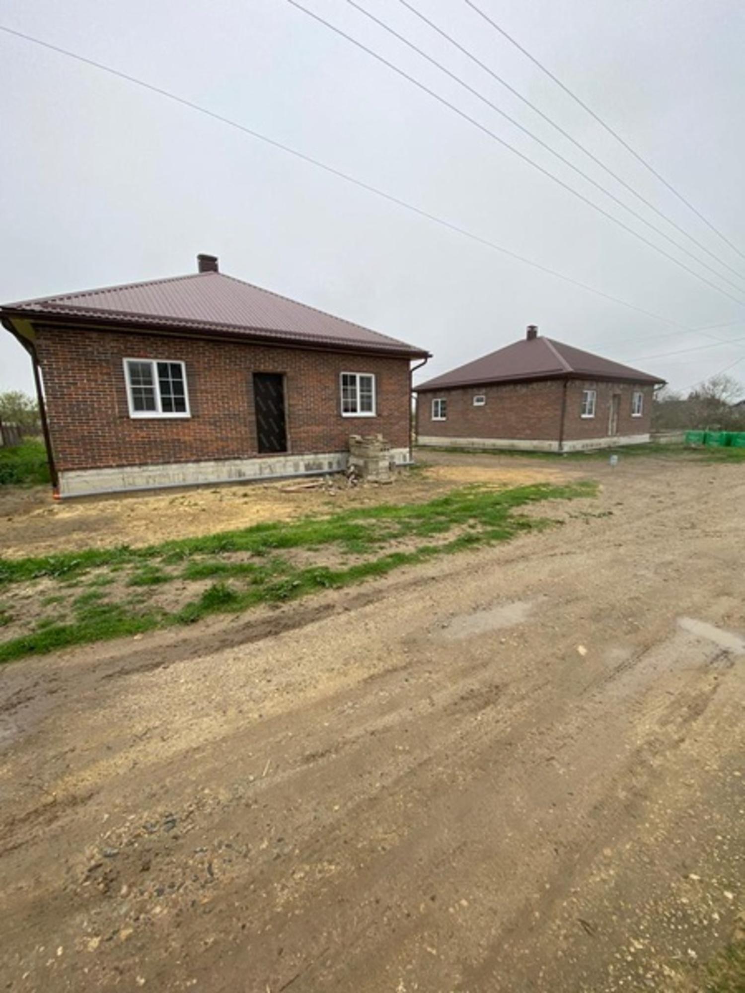 Купить дачу, дом, коттедж за 5 700 000 рублей на Восточная ул.