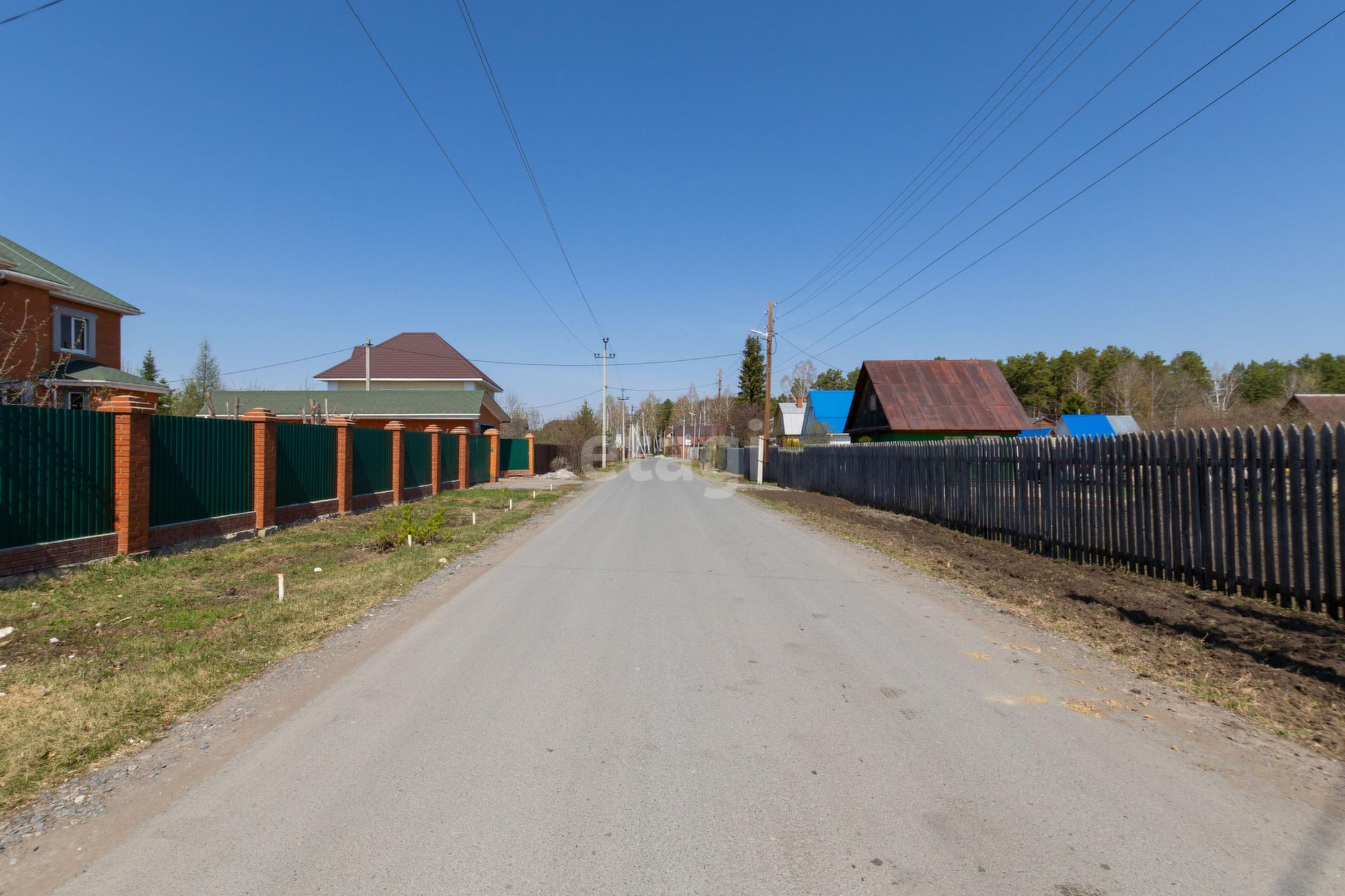 Купить дачу, дом, коттедж за 6 800 000 рублей на Полевая,