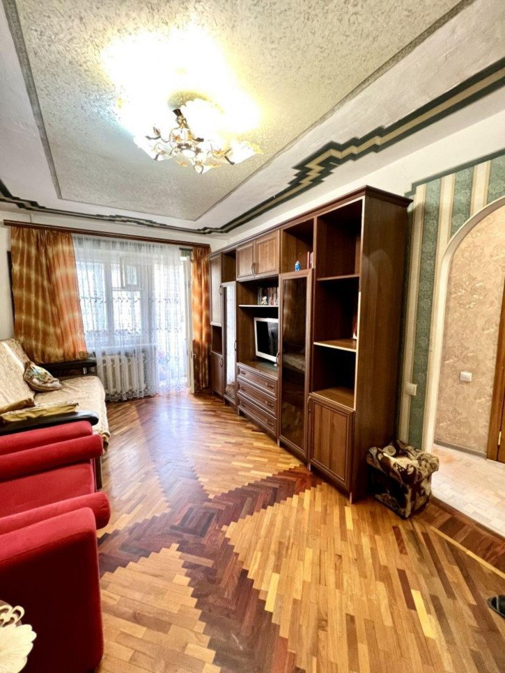 2-комн квартира 60 лет Октября ул, 451