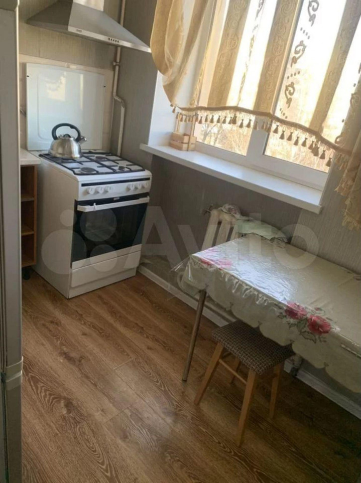 2-комн квартира Ленина ул, 328/10
