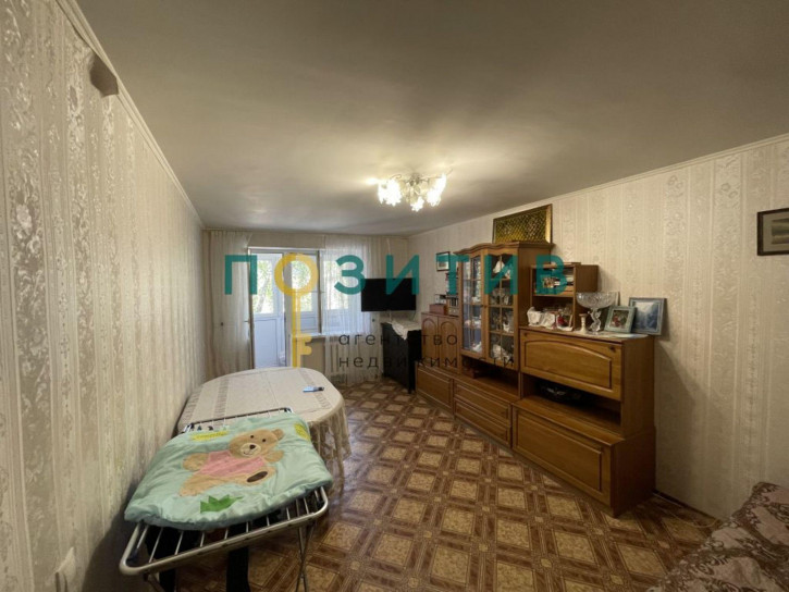 3-комн квартира Захарова , 10