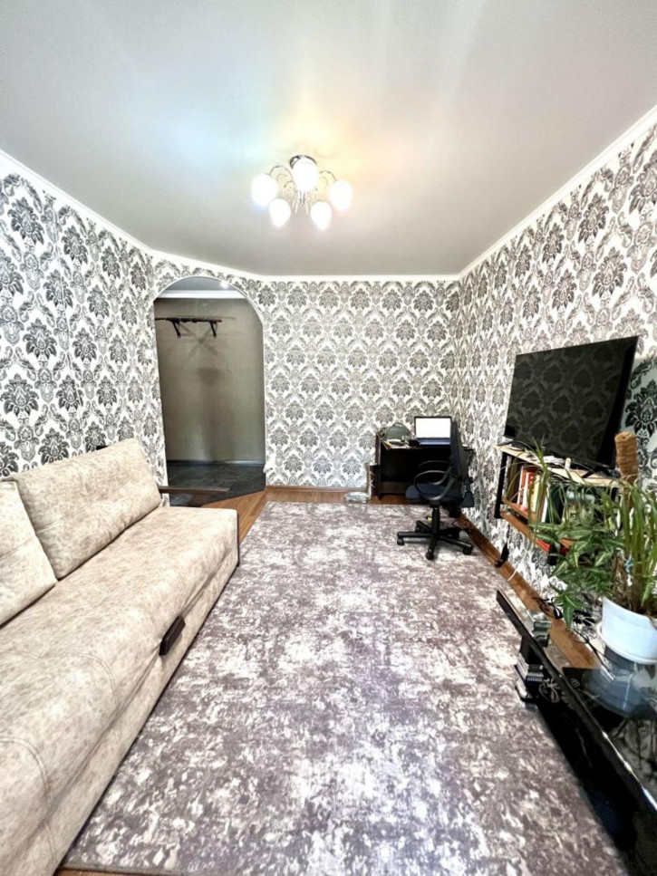 2-комн квартира Пятигорская ул, 160