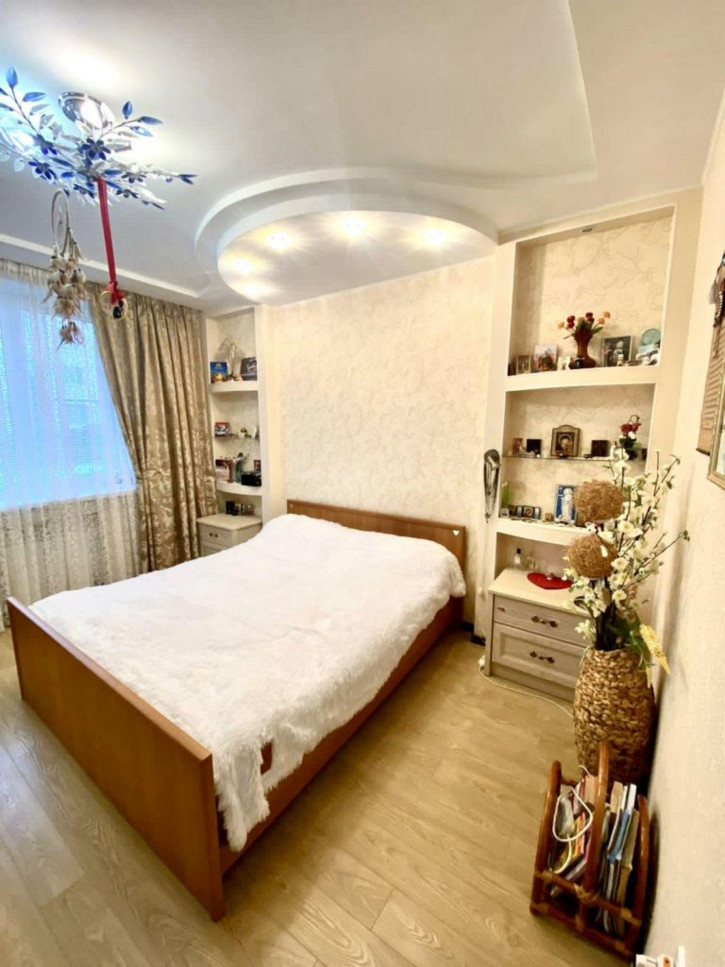 3-комн квартира Депутатская ул, 7