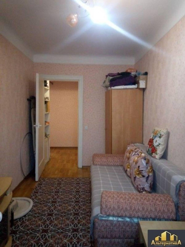 3-комн квартира Цеткин Клары ул.
