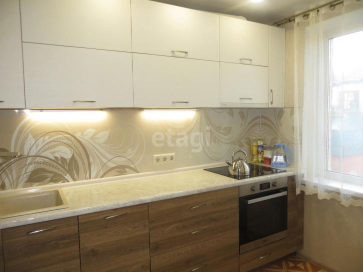 3-комн квартира Немцова, 50