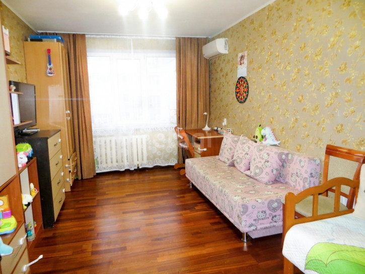 3-комн квартира Немцова, 50