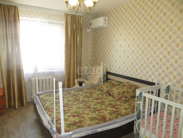 3-комн квартира Немцова, 50