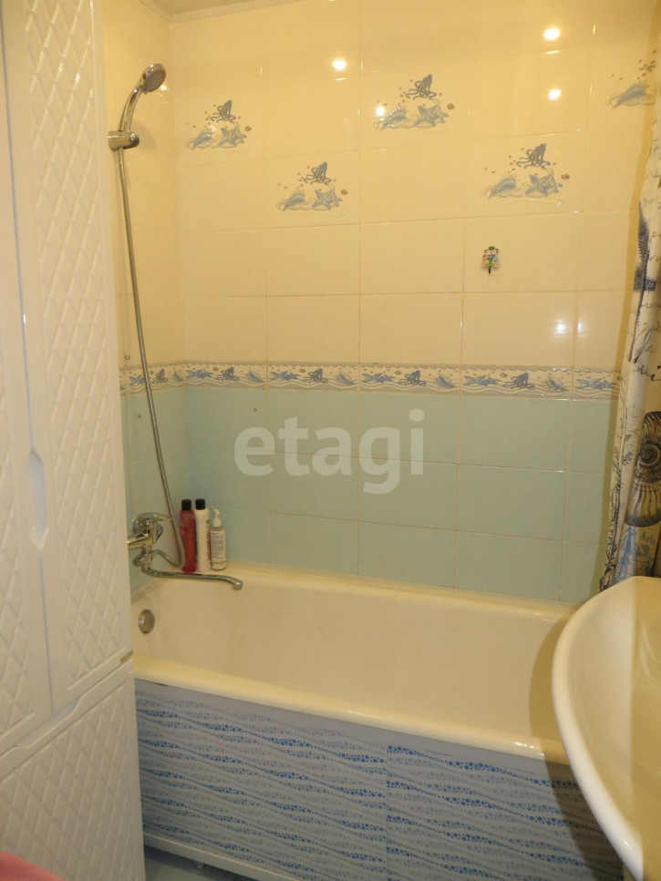 3-комн квартира Немцова, 50