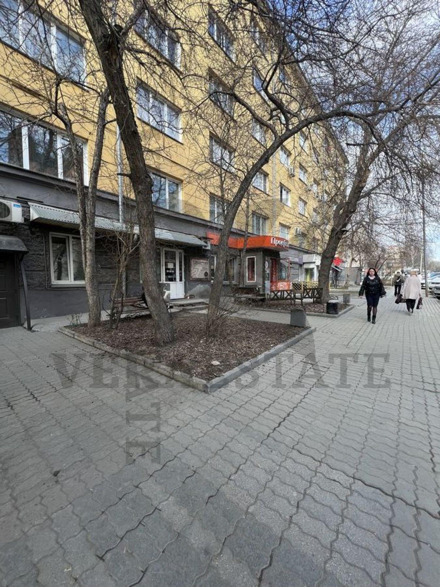 Купить квартиру за 8 000 000 рублей на ул. Октябрьская,33