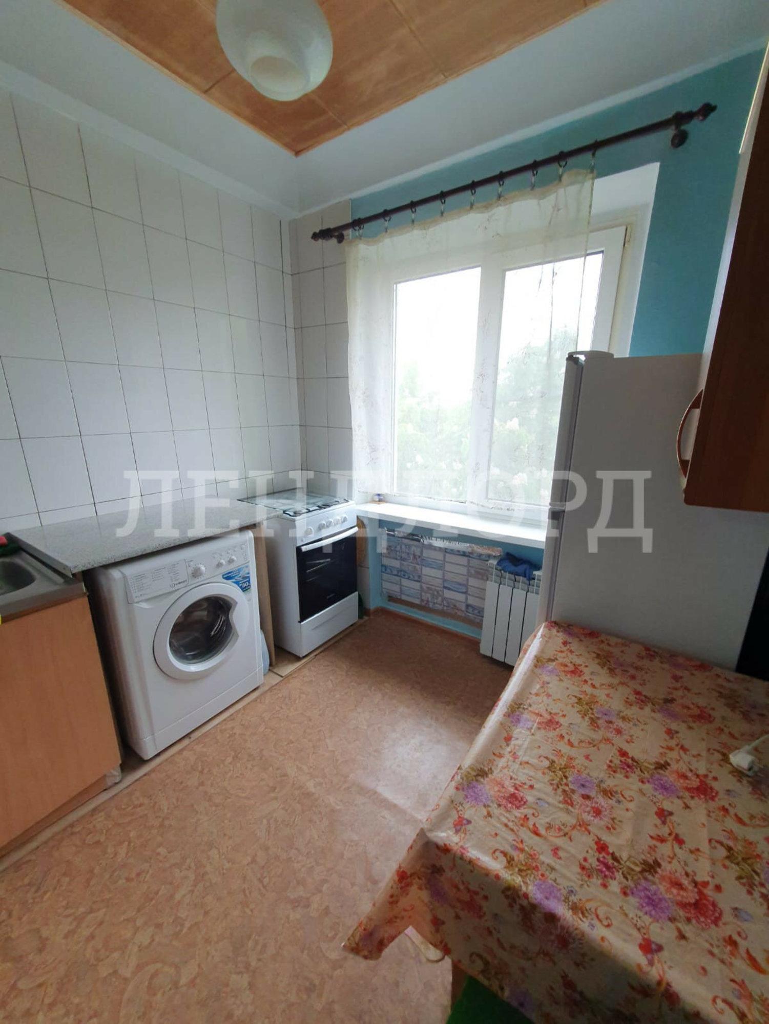 Сдать квартиру за 20 000 рублей на проспект Стачки, 215/1