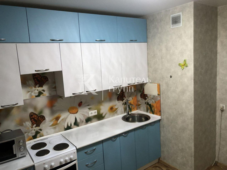 1-комн квартира улица Парада Победы, 7