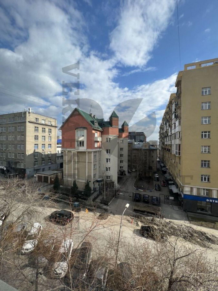 3-комн квартира ул. Октябрьская,33