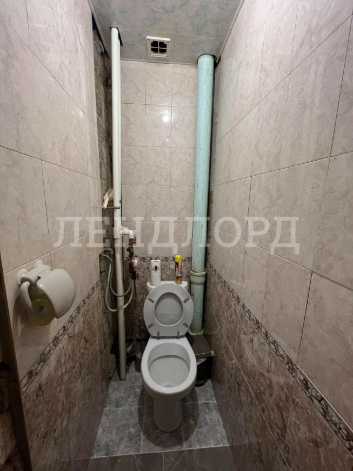 4-комн квартира улица Воровского, 11