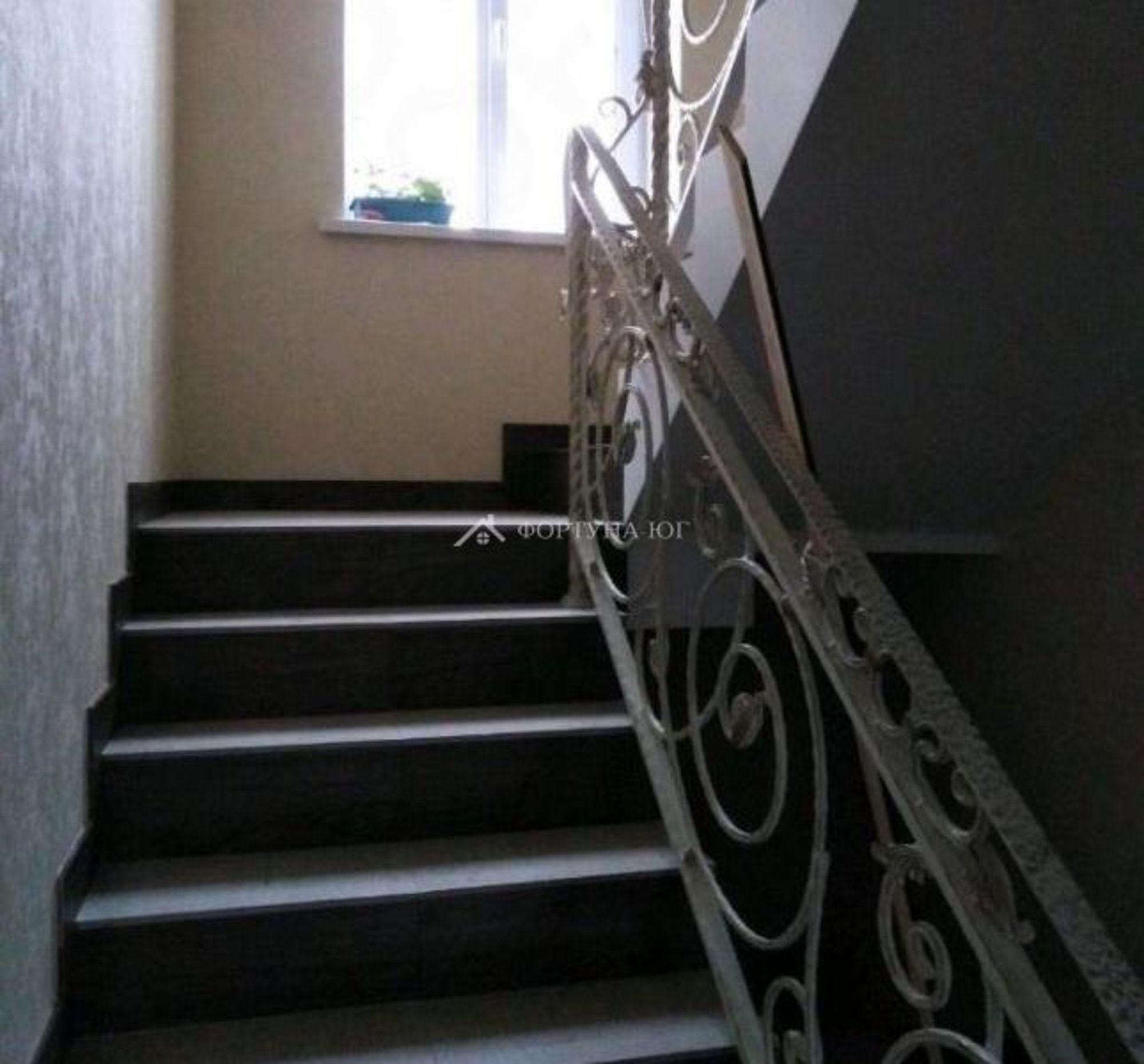 Купить дачу, дом, коттедж за 27 800 000 рублей на ул Толмазова