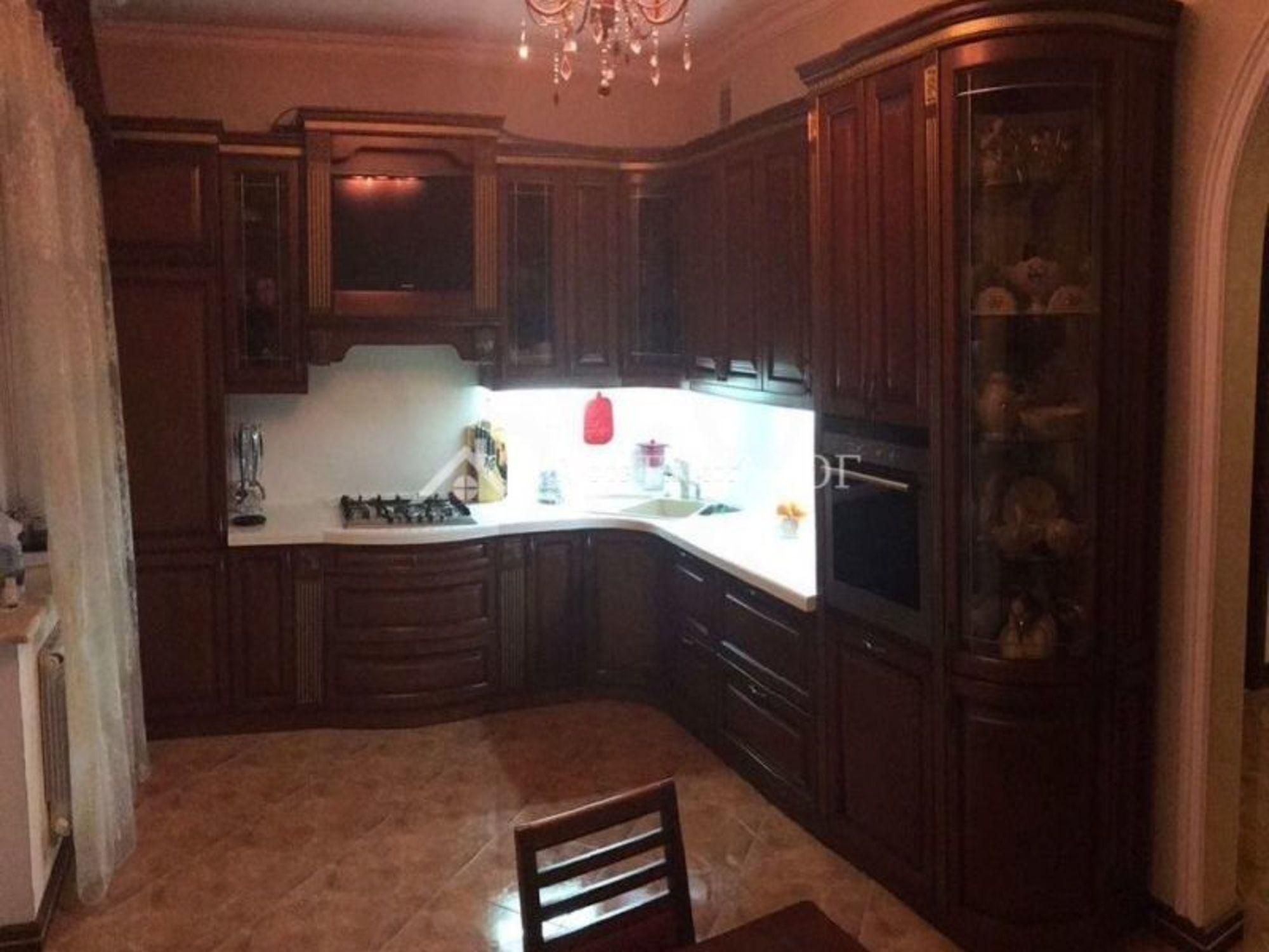 Купить дачу, дом, коттедж за 41 200 000 рублей на ул Лозовая