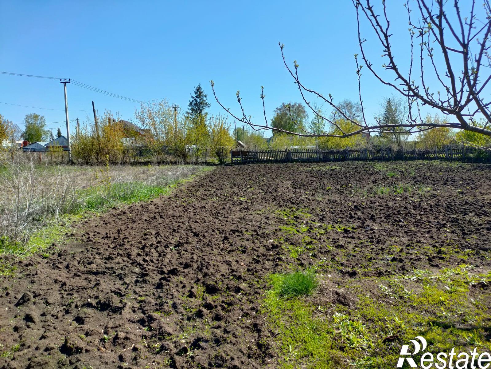Купить дачу, дом, коттедж за 1 650 000 рублей на село Кротовка