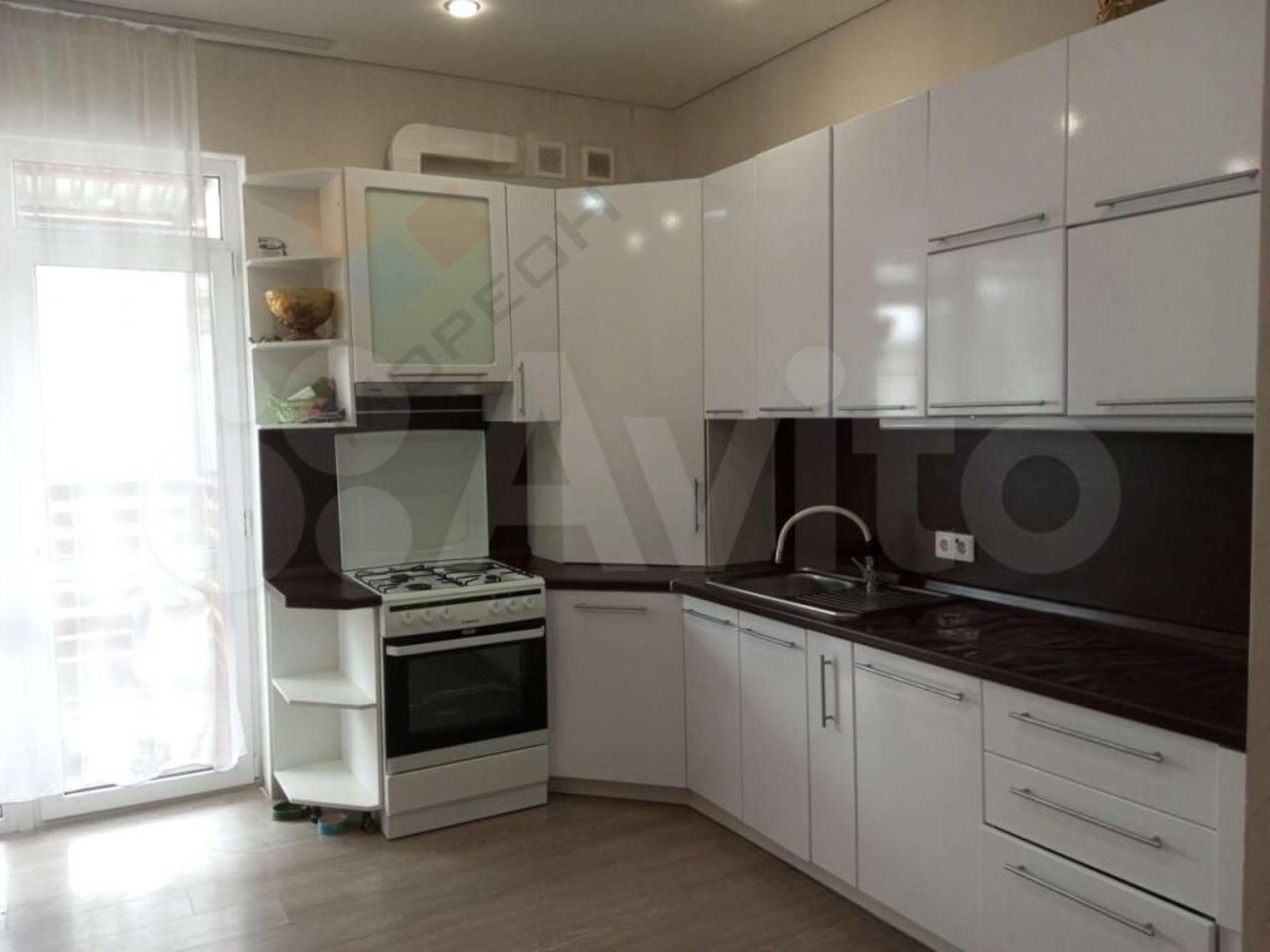 Купить дачу, дом, коттедж за 9 200 000 рублей на Платановая ул