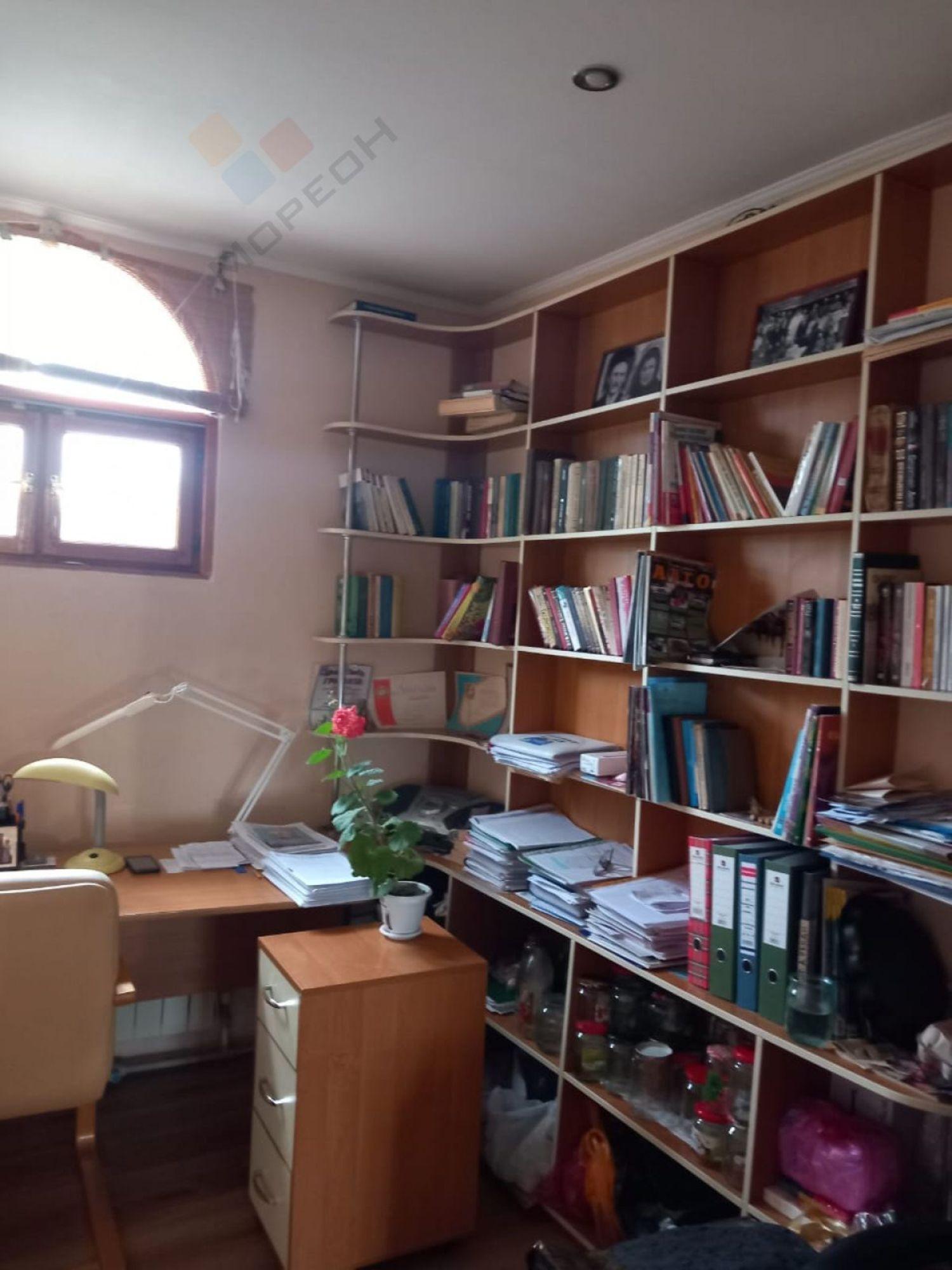 Купить дачу, дом, коттедж за 30 000 000 рублей на Красная ул, 142