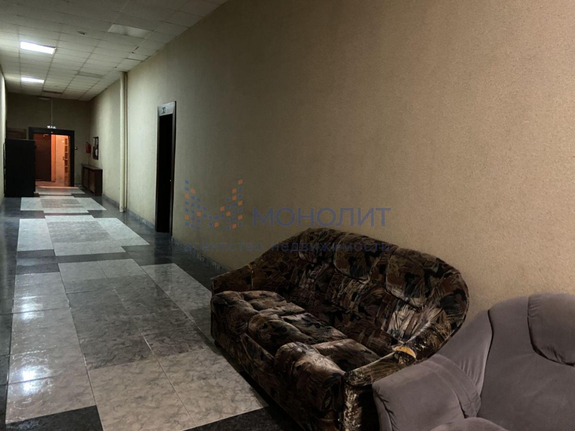Купить офис, помещение под офис за 35 000 000 рублей на Красных Зорь ул, 27