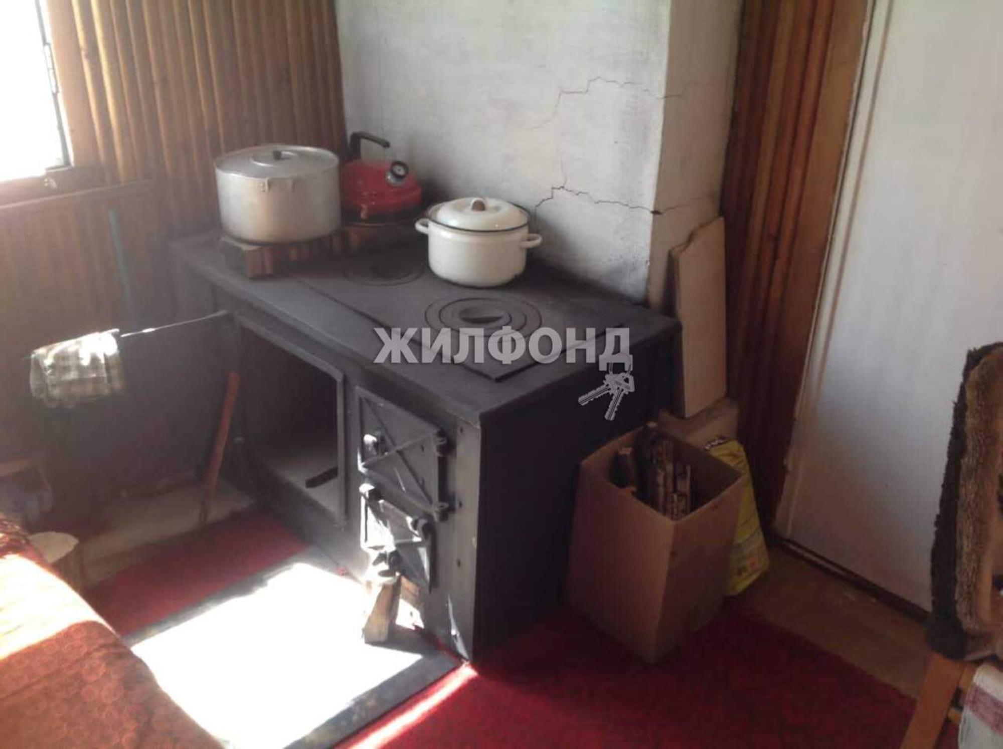 Купить дачу, дом, коттедж за 450 000 рублей на Кирпичник территория снт