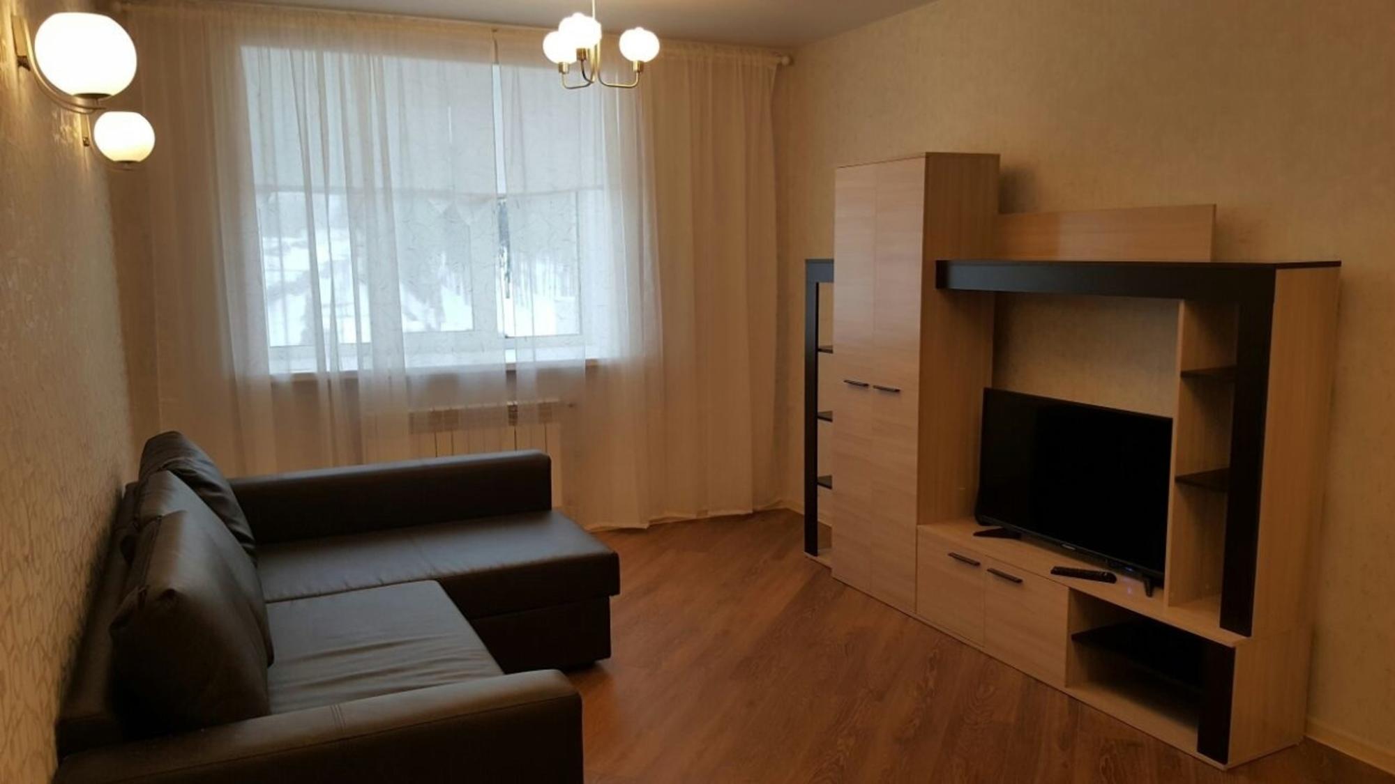 Сдать квартиру за 14 500 рублей на Авроры улица, 129