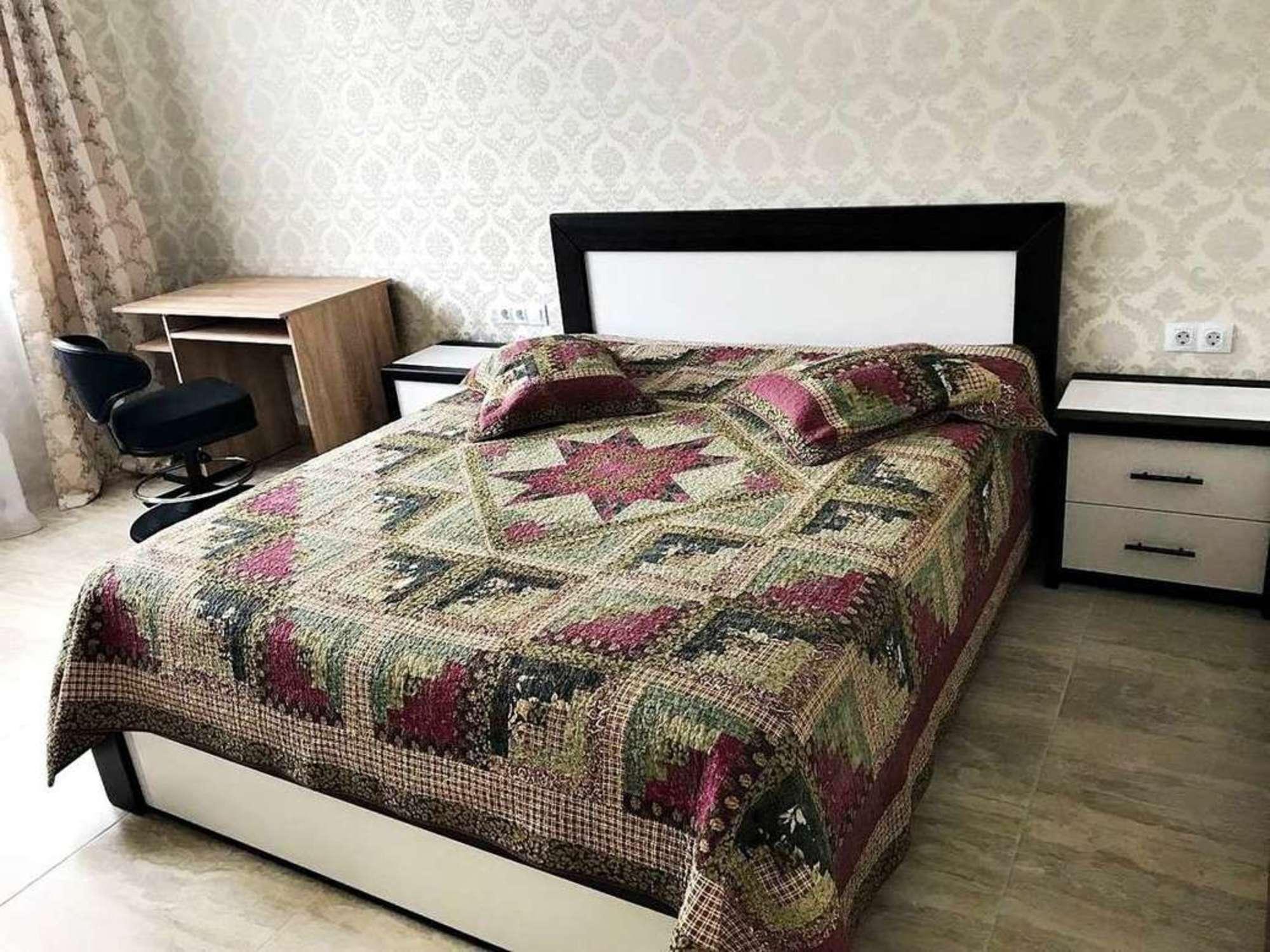 Сдать комнату за 8 000 рублей на Аэродромная улица, 11