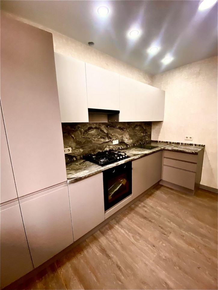 3-комн квартира в новом доме Березовый пер, 13к5