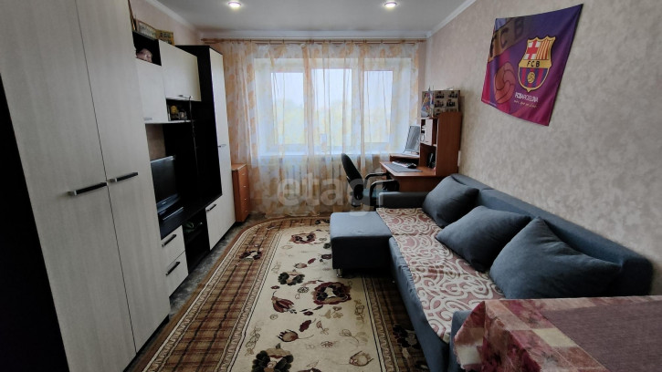 Комната Карла Маркса, 108