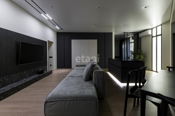 2-комн квартира Герцена, 55