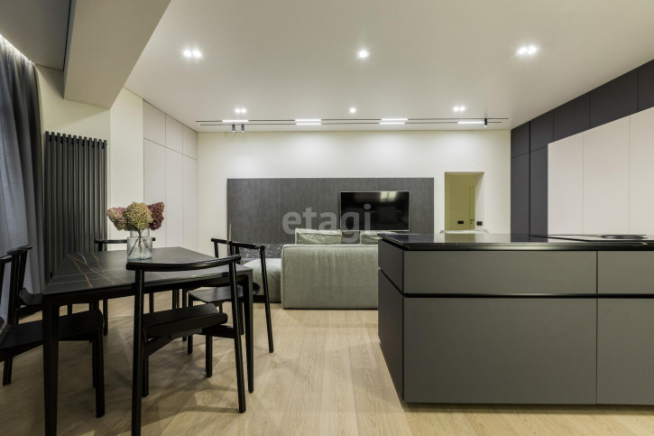 2-комн квартира Герцена, 55