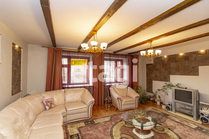 1-комн квартира Депутатская, 80