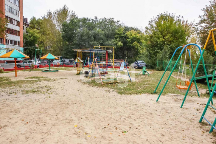 5-комн квартира Елизарова, 6