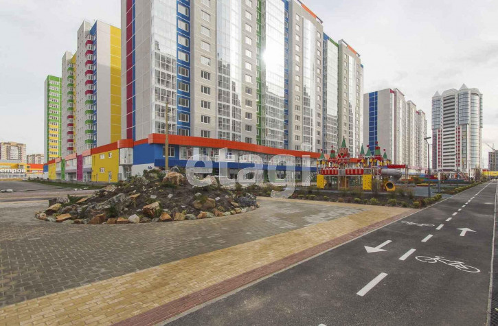 3-комн квартира Федюнинского, 60