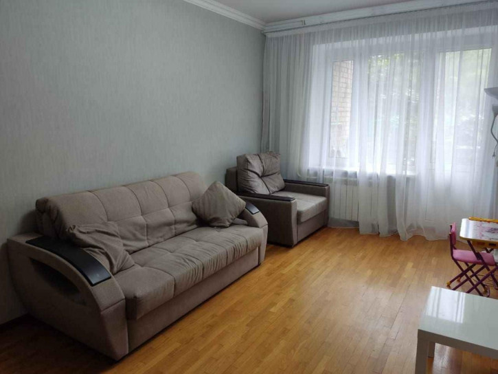 1-комн квартира Гаражная улица, 18